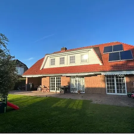 2 Pool U. Sauna Zugang Moeglich *